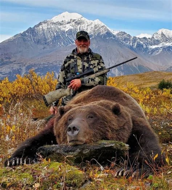 Bear Hunting Expertise And Legacy