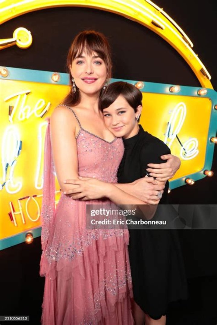 Cailee Spaeny And Dakota Johnson's Rumored Romance