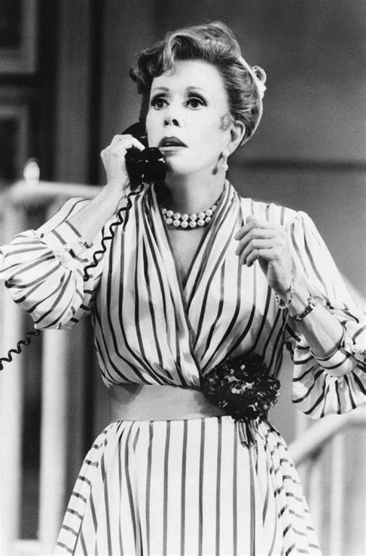 Carol Burnett Young: Photos Hollywood Life |