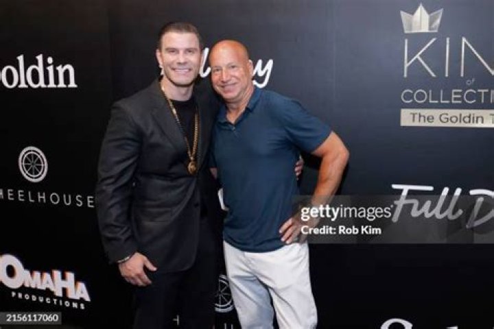 Dave Amerman - Age, Family, Bio ·