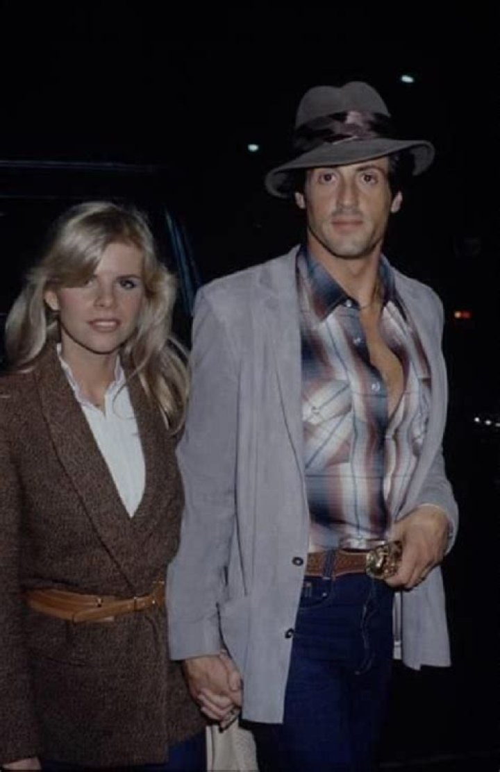 Elvis the Alien - Bio, Age, Net Worth, Married, Nationality, Body Measurement, Career ·