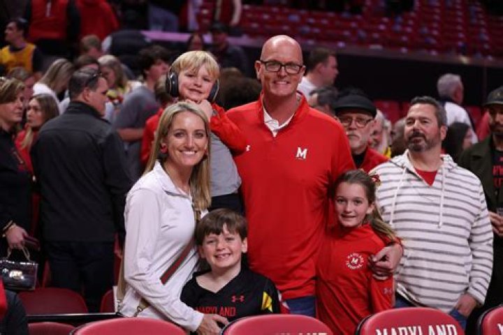 ESPN Host Scott Van Pelt Shares Two Children With His Wife Stephanie Van Pelt! Know His Personal Lif ·