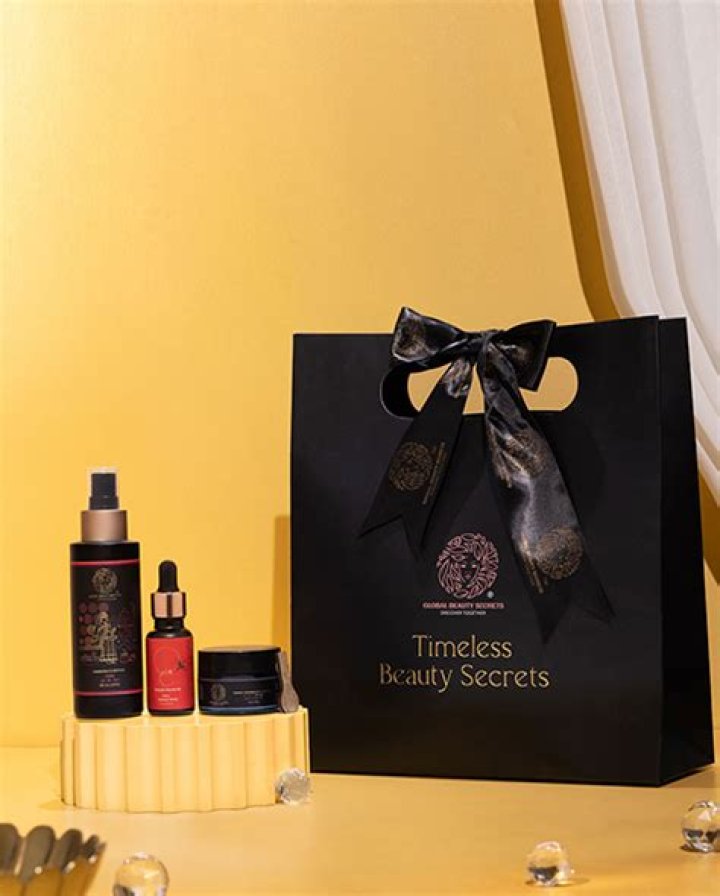 How To Look As Young As Goldie Hawn: Timeless Beauty Secrets