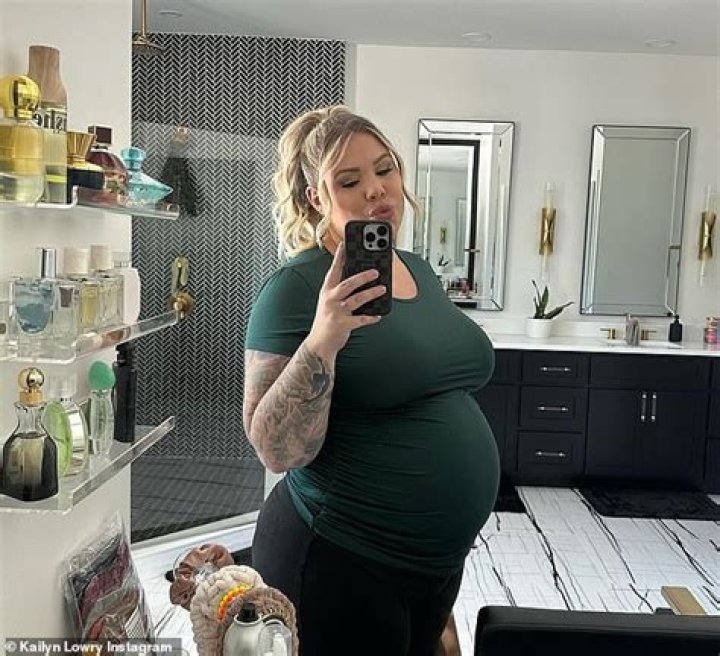 Is Kailyn Lowry Pregnant? Unraveling The Rumors And Identity