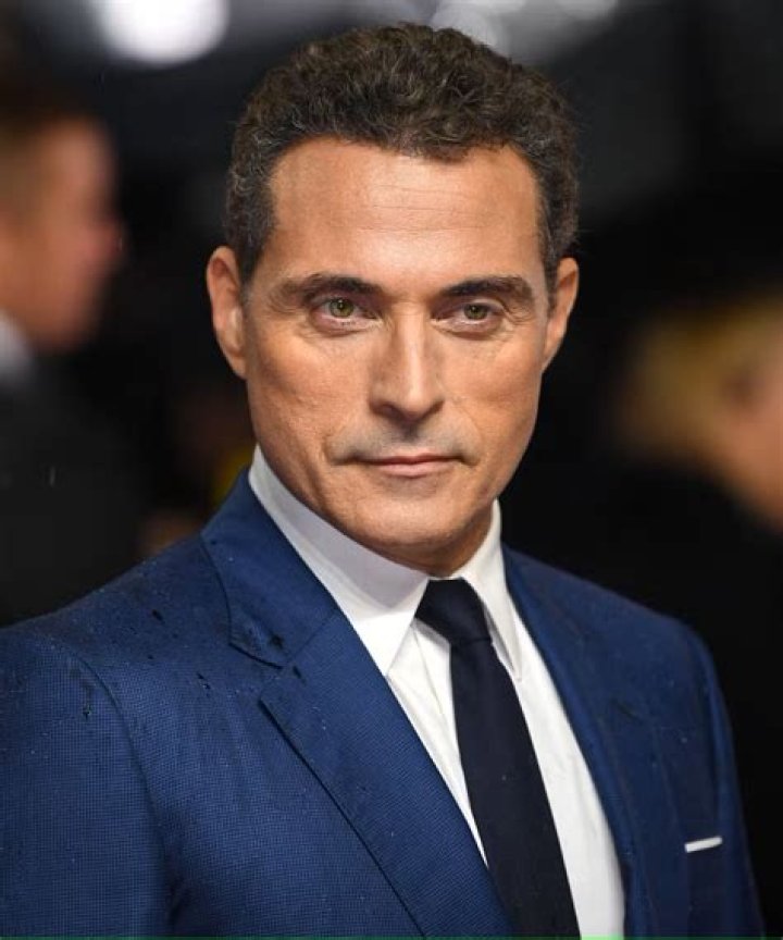 Is Rufus Sewell's Sexuality A Public Enigma?