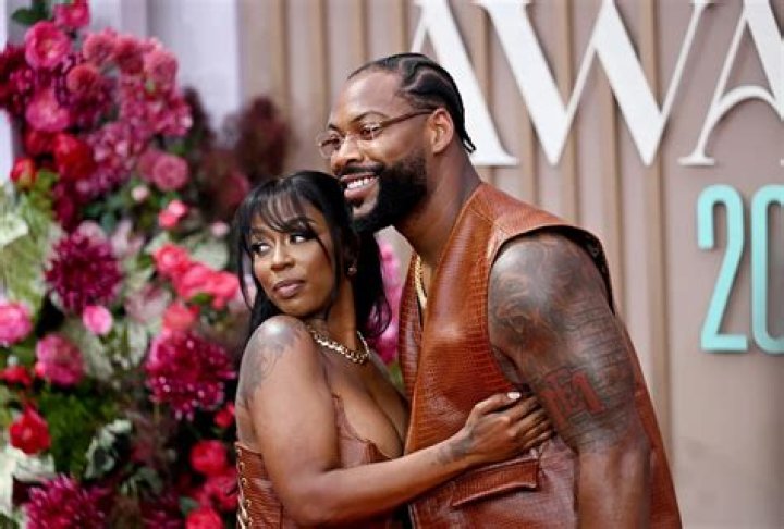 Kash Doll's Boyfriend Reacts To Drake Hug