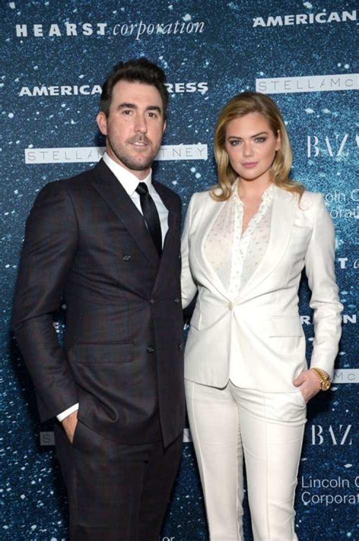 Kate Upton & Justin Verlander Pics Hollywood Life |