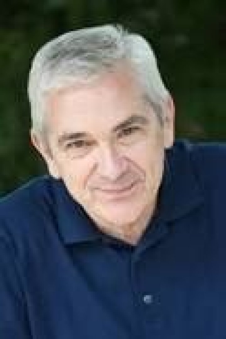 Know About The Age, Husband, Net Worth and Children of ABC News Journalist, Martha Raddatz ·