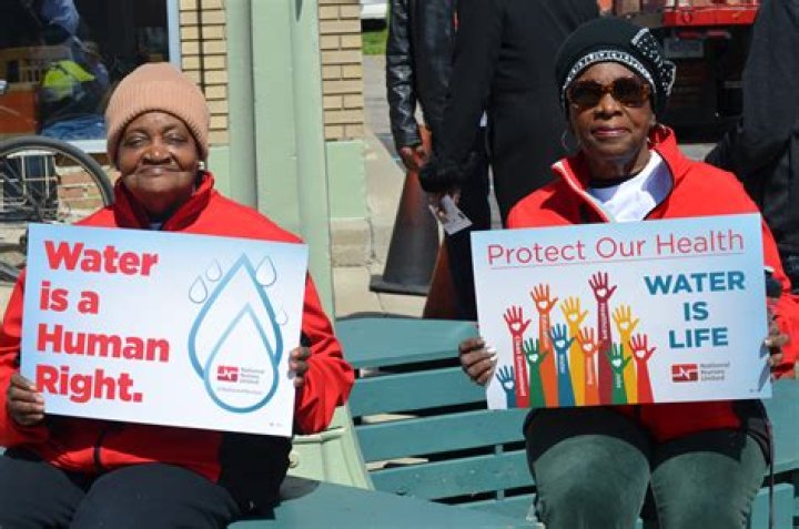 Know The Relationship Staus And The Cause Of Death Of Late Shipping Wars' Star, Roy Garber ·