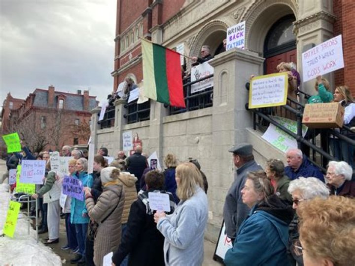 Landon Barker's Defense Against Theft Allegations