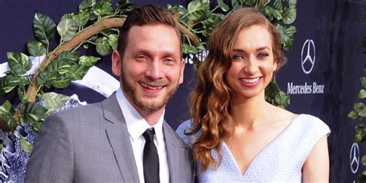 Lauren Lapkus Relationships