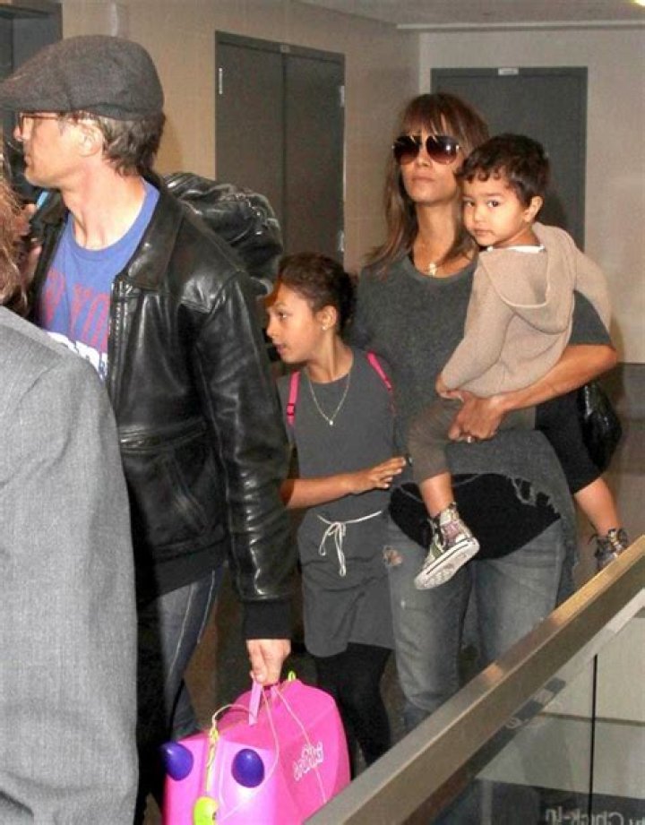 Maceo Robert Martinez: Halle Berry's Son ·