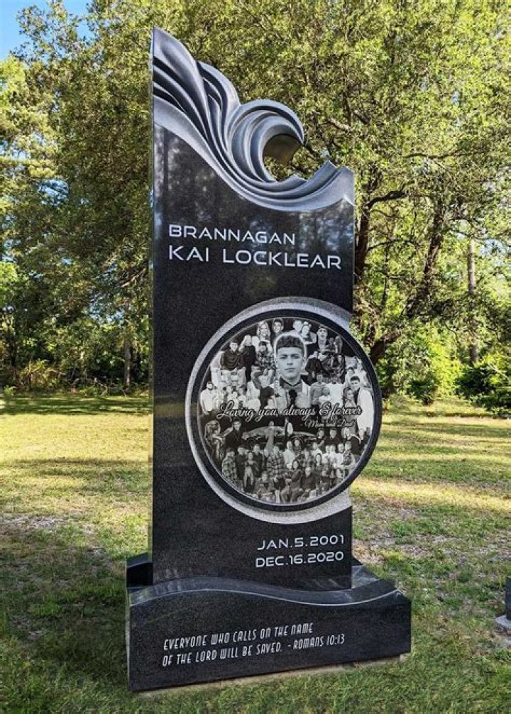 Memorializing The Life Of Uh Alex Kaloi: A Tribute