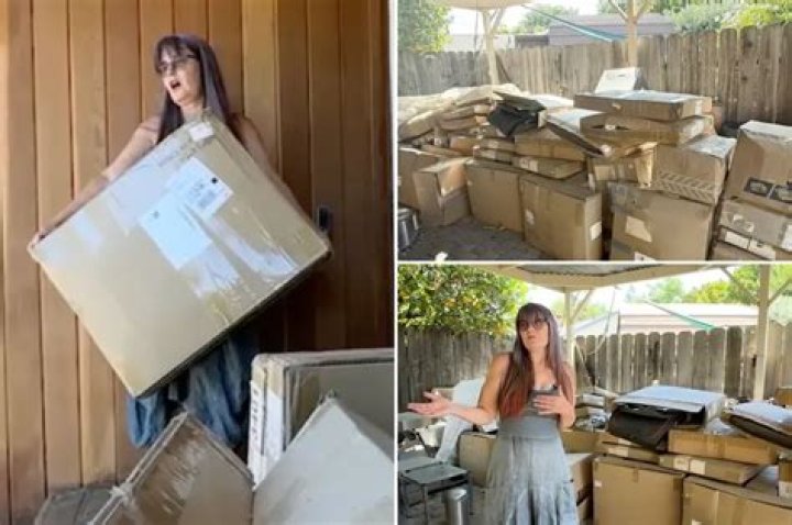 Nikki Perkins - Age, Family, Bio ·