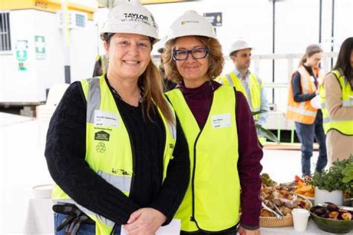 Pioneering Physician And Advocate For Women's Health