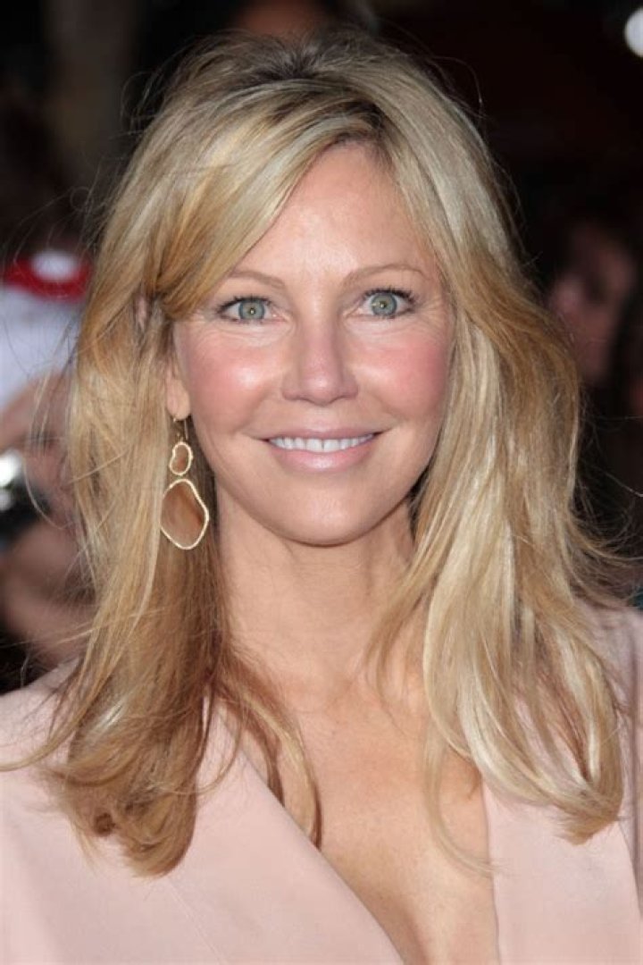 See Photos Of The Melrose Place Actress Hollywood Life |