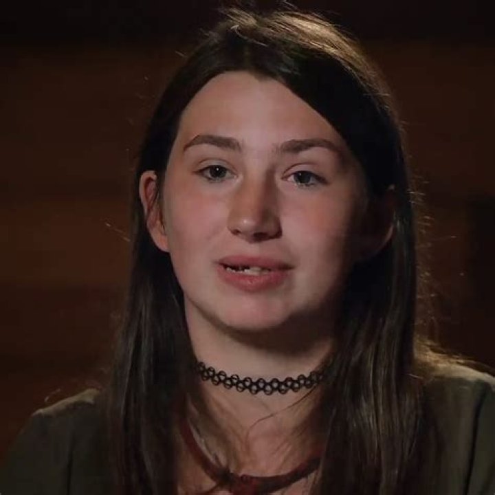 Snowbird Brown - Bio, Age, Net Worth, Height, Nationality, Body Measurement, Career ·