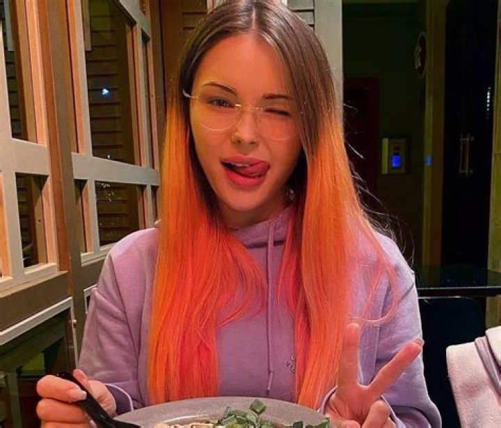 Sonya Thomas - Age, Family, Bio ·